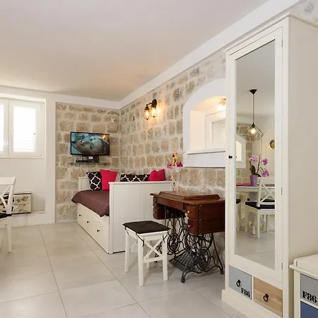 Apartment Studio Tironi 2 -sonja Trogir