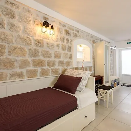 Studio Tironi 2 -sonja Apartment Trogir